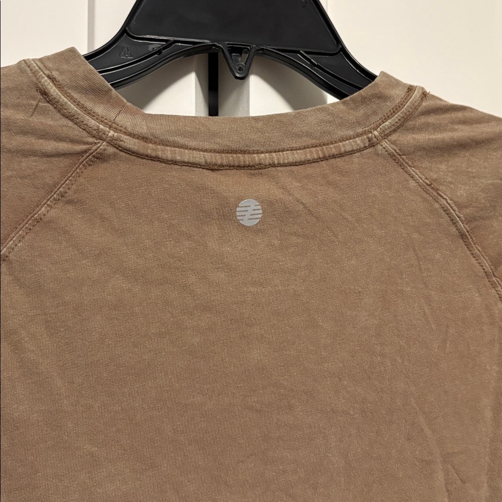 NEW [Zella] Relaxed Washed 2.0 Long Sleeve Athletic Slub Tee Olive Women’s Small - Picture 9 of 11